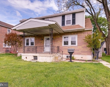 429 Manor Avenue - Photo Thumbnail 13