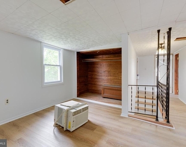 429 Manor Avenue - Photo Thumbnail 8