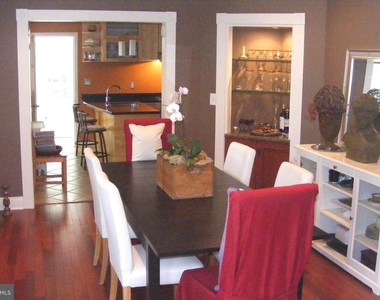 316 Locust Avenue - Photo Thumbnail 6