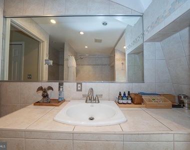 316 Locust Avenue - Photo Thumbnail 33