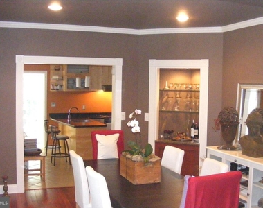 316 Locust Avenue - Photo Thumbnail 7