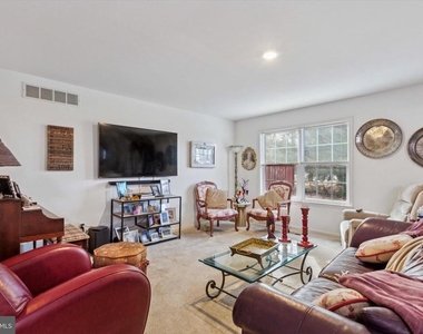220 Primrose Lane - Photo Thumbnail 1