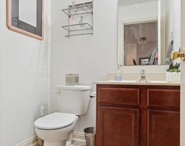 220 Primrose Lane - Photo Thumbnail 5