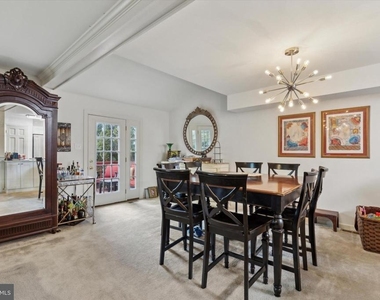 220 Primrose Lane - Photo Thumbnail 3