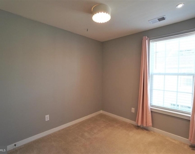 6 Manchester Drive - Photo Thumbnail 31