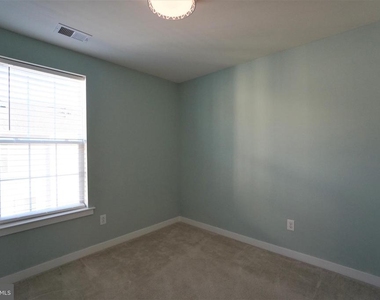 6 Manchester Drive - Photo Thumbnail 29