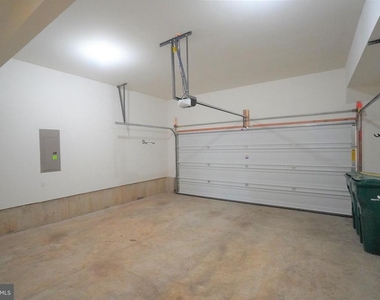 6 Manchester Drive - Photo Thumbnail 34