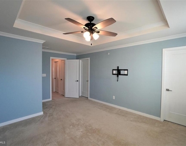 6 Manchester Drive - Photo Thumbnail 21