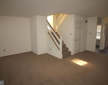 2437 Norrington - Photo Thumbnail 5
