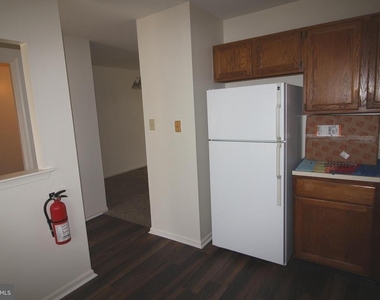 2437 Norrington - Photo Thumbnail 15