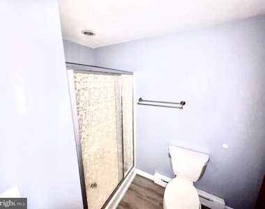 907 Quentin Road - Photo Thumbnail 4