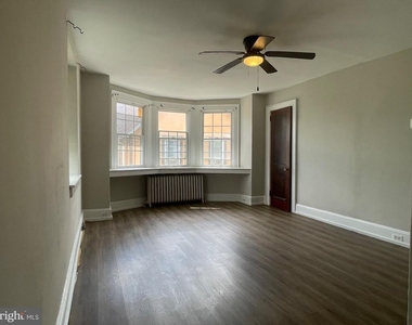 16 Windsor Avenue - Photo Thumbnail 3