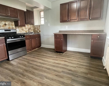 16 Windsor Avenue - Photo Thumbnail 9