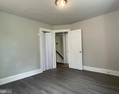16 Windsor Avenue - Photo Thumbnail 12
