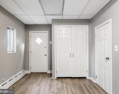 428 Penn Street - Photo Thumbnail 7