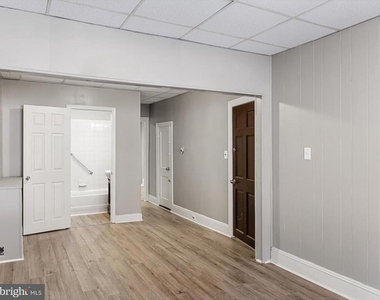 428 Penn Street - Photo Thumbnail 1