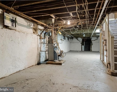 428 Penn Street - Photo Thumbnail 10