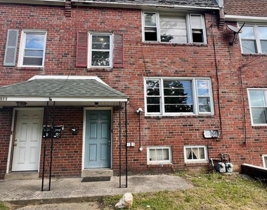 109 Main Street - Photo Thumbnail 1