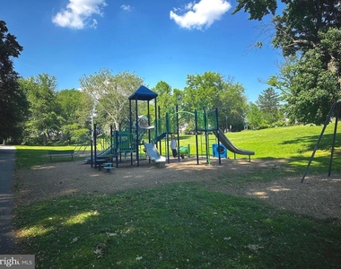 176 Juniper Road - Photo Thumbnail 4