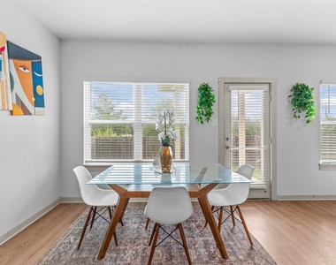 133 Folsom St - Photo Thumbnail 7