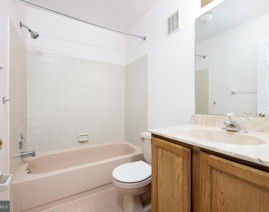 77 Bunker Hill Court - Photo Thumbnail 15