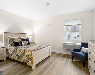 301 Victoria Gardens Drive - Photo Thumbnail 35