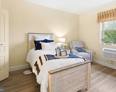 301 Victoria Gardens Drive - Photo Thumbnail 41