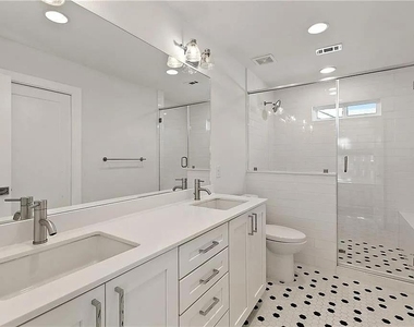 610 W 33rd St - Photo Thumbnail 11