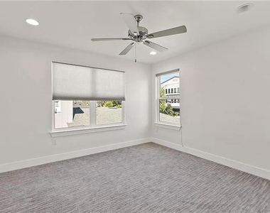 610 W 33rd St - Photo Thumbnail 7