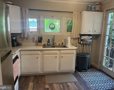 208 W Union - Photo Thumbnail 5