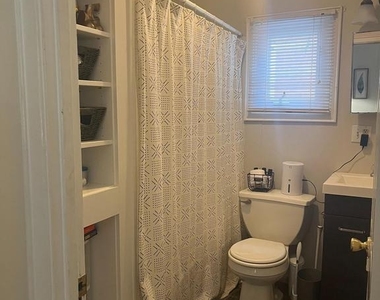 208 W Union - Photo Thumbnail 10