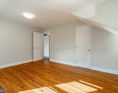 222 3rd Avenue - Photo Thumbnail 15