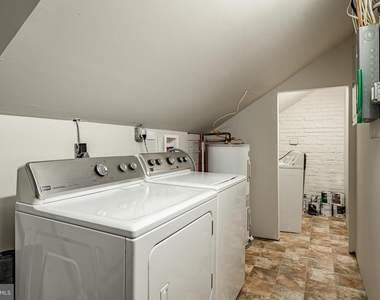 222 3rd Avenue - Photo Thumbnail 25