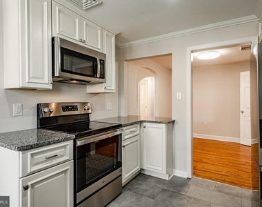 222 3rd Avenue - Photo Thumbnail 1