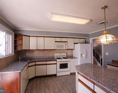 1443 Valley Forge Road - Photo Thumbnail 27