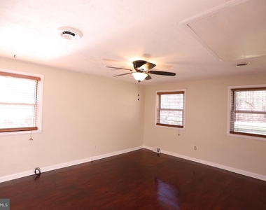 1443 Valley Forge Road - Photo Thumbnail 21