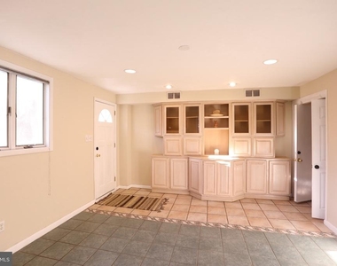 1443 Valley Forge Road - Photo Thumbnail 14