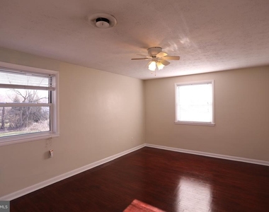 1443 Valley Forge Road - Photo Thumbnail 19