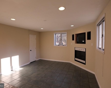 1443 Valley Forge Road - Photo Thumbnail 15