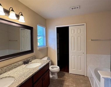 2211 Bent Bow Dr - Photo Thumbnail 27