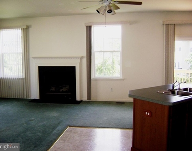 1933 Saxon Drive - Photo Thumbnail 13