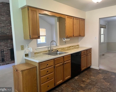 3576 Windridge Drive - Photo Thumbnail 9
