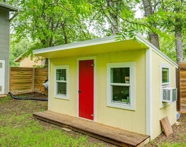 406 Arbor Ln - Photo Thumbnail 32