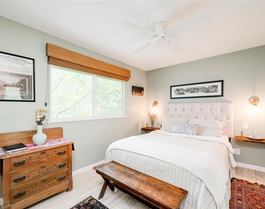 406 Arbor Ln - Photo Thumbnail 9
