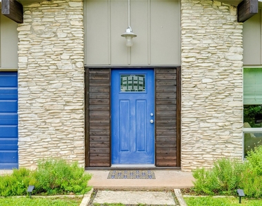 406 Arbor Ln - Photo Thumbnail 1
