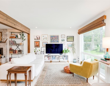 406 Arbor Ln - Photo Thumbnail 5