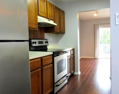 79 Portsmouth Court - Photo Thumbnail 9