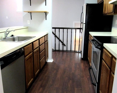 79 Portsmouth Court - Photo Thumbnail 8