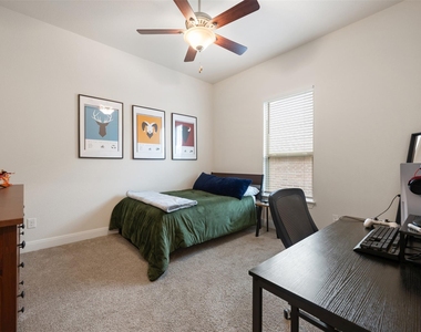 725 Millcreek Ln - Photo Thumbnail 27