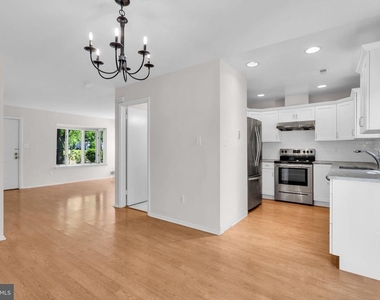 93 William Patterson Court - Photo Thumbnail 6